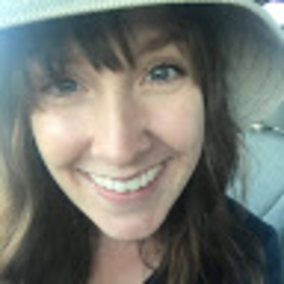 Meet your Posher, Seanna - Picture 1 of 1